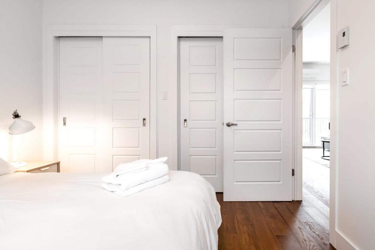 Sleek Condo In The Heart Of Little Italy By Den Stays Montréal Værelse billede